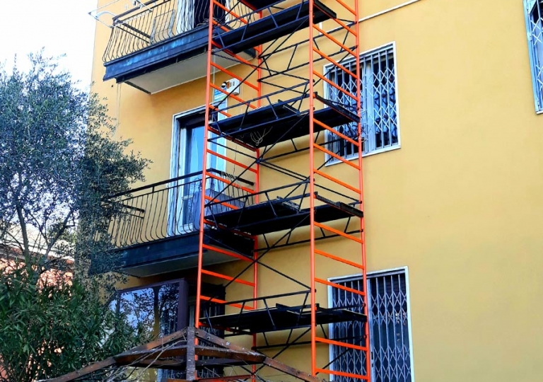 TRABATTELLO ZDC CON PIANO DI LAVORO 1.2X2.0 M